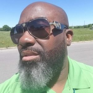 Meet your Posher, Elton